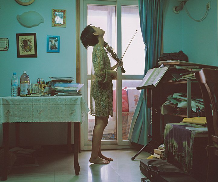 Uma das fotos da série “Bees”, de Chen Zhe