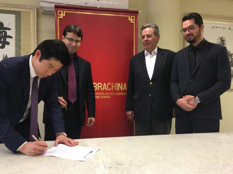Ibrachina, IBCJ e ABCD firmam parceria com Editora D'Plácido {{brizy_dc_image_alt entityId=